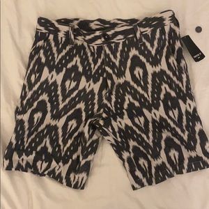 Men’s patterned shorts